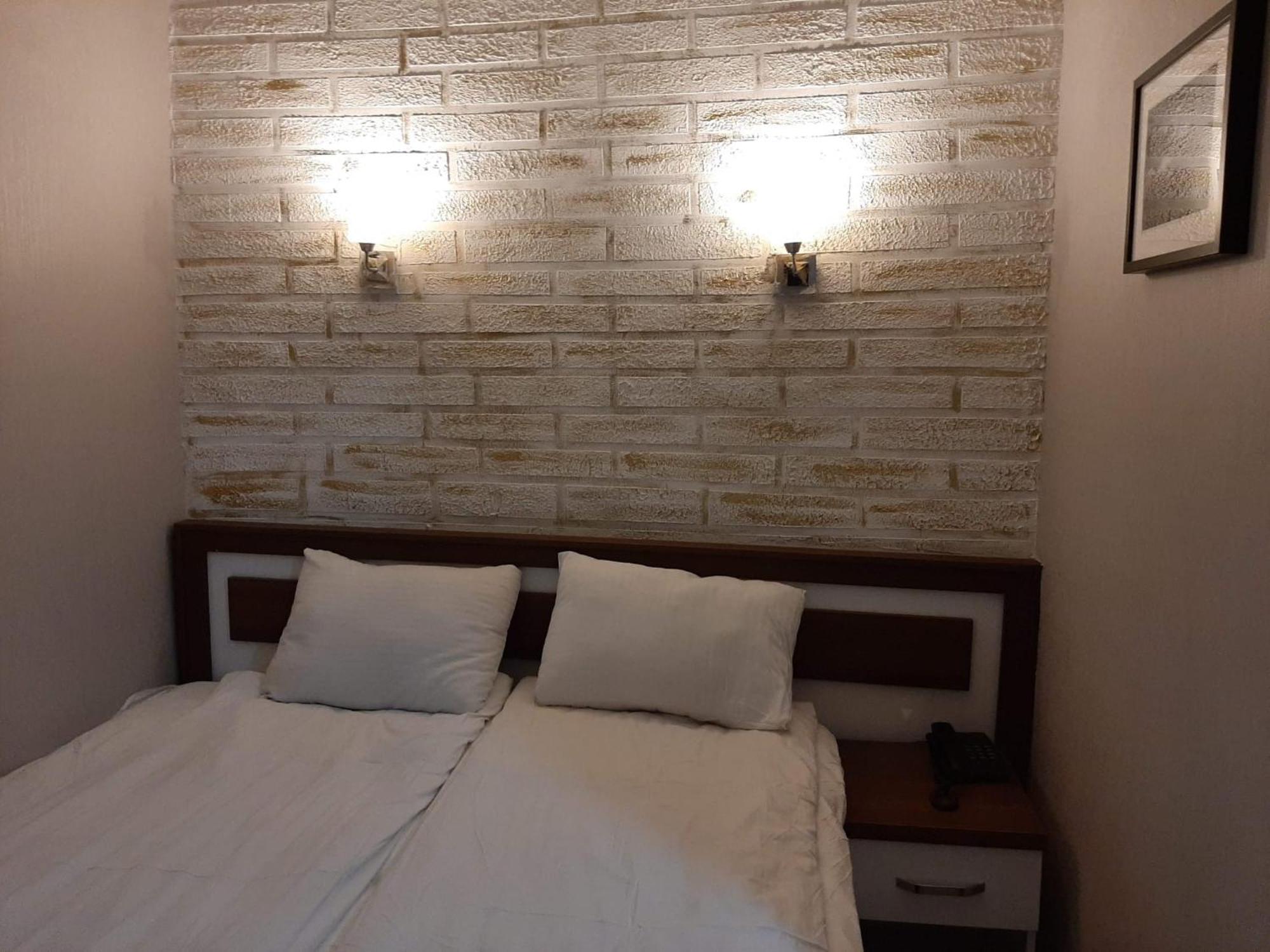 كارس Hotel Kafkasya المظهر الخارجي الصورة
